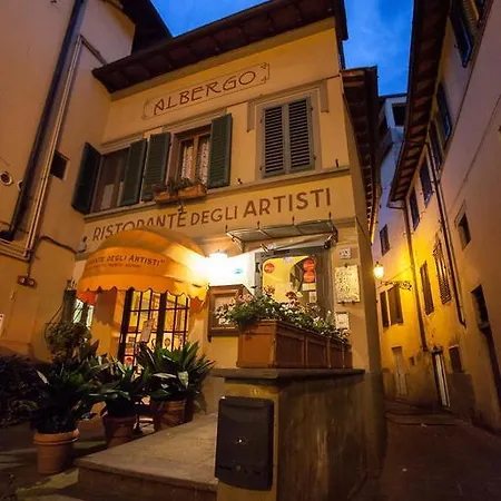 Hotel Degli Artisti 3*