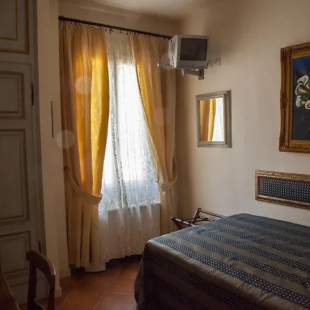 Hotel Degli Artisti