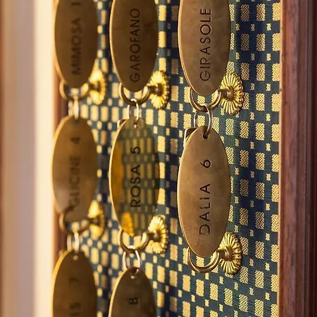 Hotel Degli Artisti 3*